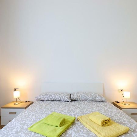 Primopiano - Sammartini Apartment มิลาน ภายนอก รูปภาพ